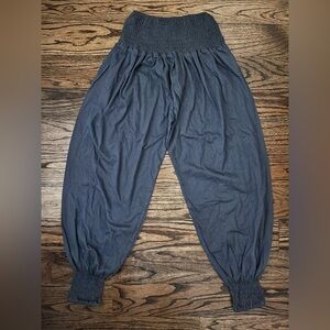 NWT Women’s 100% Cotton Blue/Grey Harem/Balloon Pants.